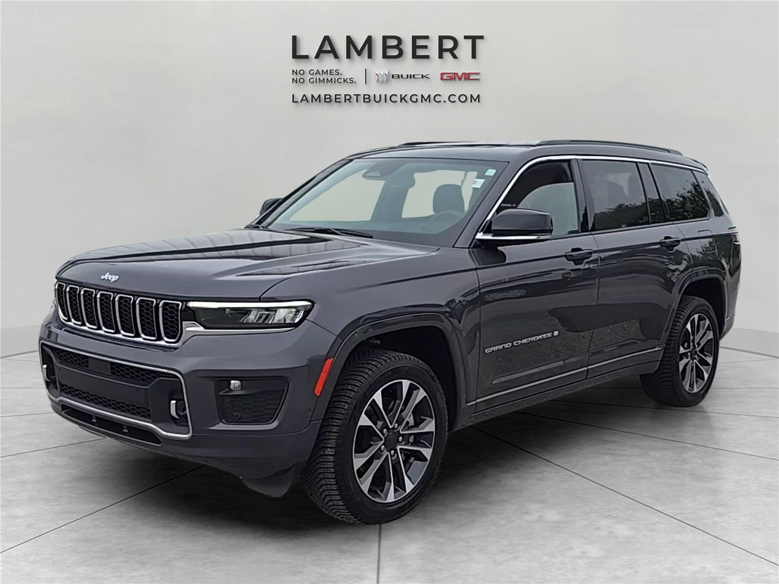 2024 Jeep Grand Cherokee L Overland in Gray — front three-quarter view
