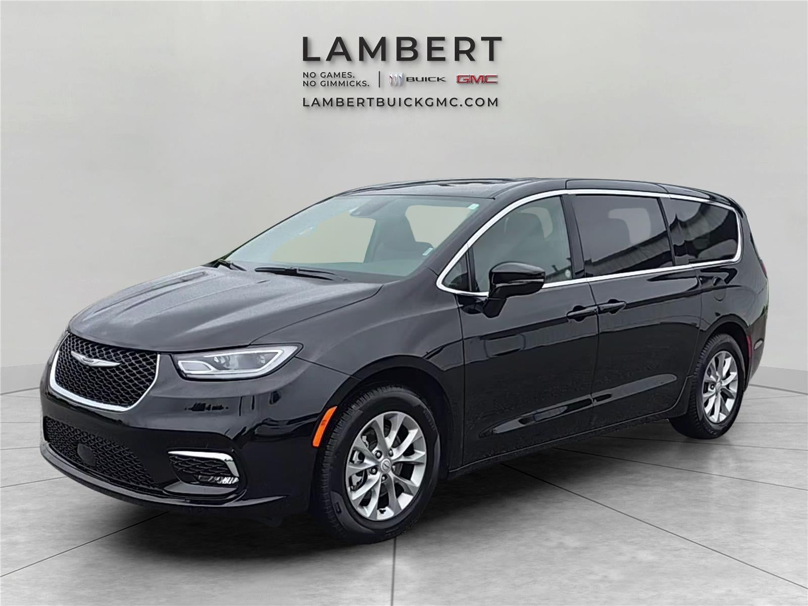 2026 Chrysler Pacifica Limited in Black — front three-quarter view
